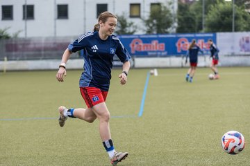 Bild 46 - wBJ Hamburger SV - FC Suederelbe : Ergebnis: 9:0